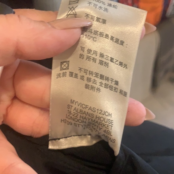 Belted Burberry trench size 4 - Picture 14 of 17